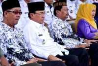 Bupati Inhil Siap Berdiskusi Dengan PGRI Untuk Kemajuan Pendidikan