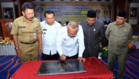 Musrenbang Rohul, Gubri Datang Menggunakan Helikopter