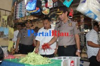  Tim Satgas Pangan Kab. Pelalawan Sidak Harga Sembako di Pasar dan Distributor Beras