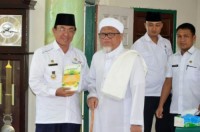 Bupati Inhil Himbau Makmurkan Mesjid di Negeri Melayu