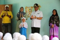 PAUD Inhil Serahkan Alat Permainan Edukatif