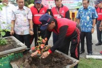 Dalam Sekejap, Jalan Termulus di Tembilahan Penuh Dengan Bunga