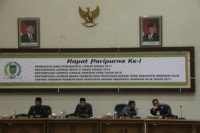 Bupati Wardan Hadiri Paripurna Penyampaian Pembentukan Perda Tahun 2017