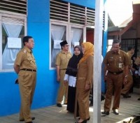 6.882 Siswa SLTA di Inhil Laksanakan UN, Bupati HM Wardan Lakukan Peninjauan