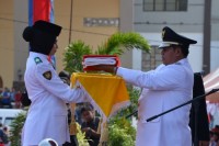 Pj Bupati Ahmad Syah Memimpin Upacara Peringatan HUT RI ke-70