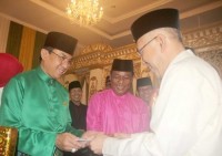 Bersama Forkopimda dan Pejabat Eselon Pemkab Inhil, HM Wardan Berkunjung ke Kediaman Gubri