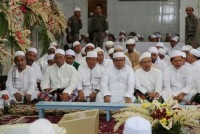 Bupati Inhil Bersama Ratusan Ribu Jemaah Hadiri Haul KH Muhammad Zaini