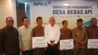 Plt Gubri Apresiasi RAPP Beri Penghargaan Desa Bebas Api