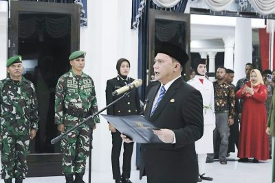 Bupati Kukuhkan Pasukan Pengibar Bendera Pusaka Kabupaten Labuhanbatu Tahun 2023