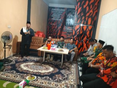 Mako Koti kabupaten Bengkalis berbagi takjil dan santunan anak yatim