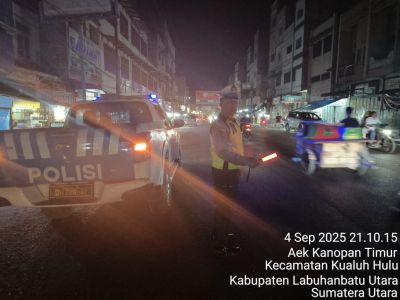 Sat Lantas Polres Labuhanbatu Laksanakan Blue Light Patrol Antisipasi Gangguan Kamtibmas di Malam Ha